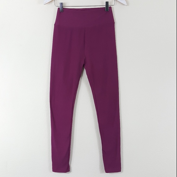 LuLaRoe Pants - LuLaRoe Basic Solid Purple Leggings One Size
